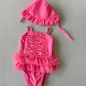 Old Navy Baby Girl Tutu Swimsuit & Matching Hat   size 6-12 mo